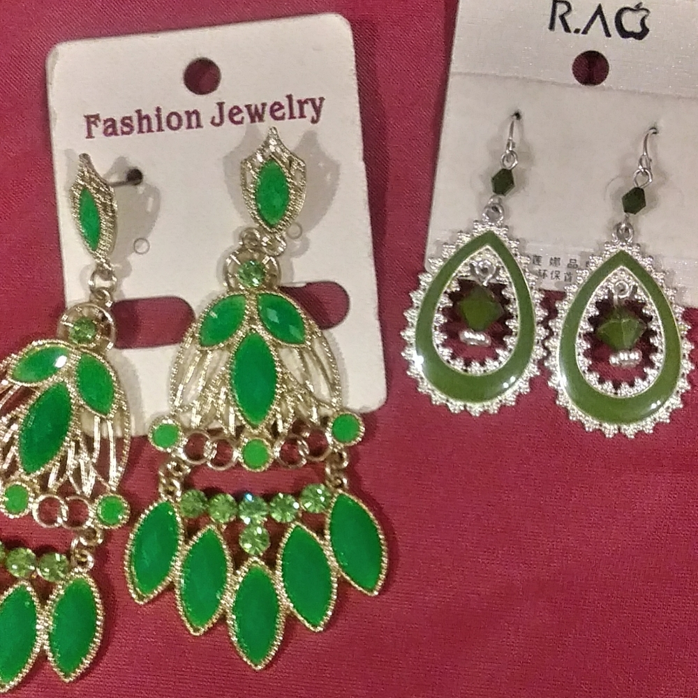 2 New sets of earrings